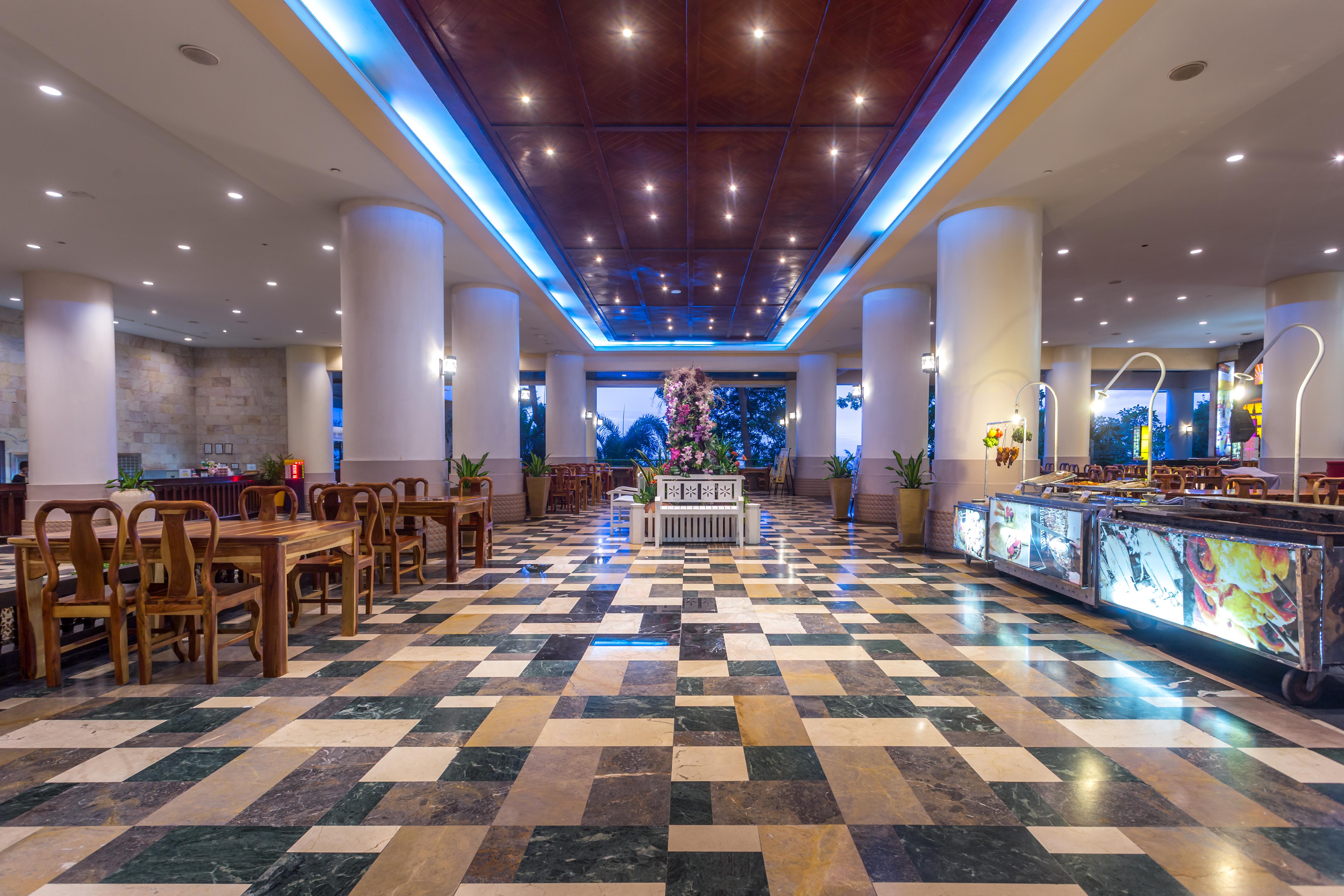 Garden Sea View Resort Pattaya Exterior foto